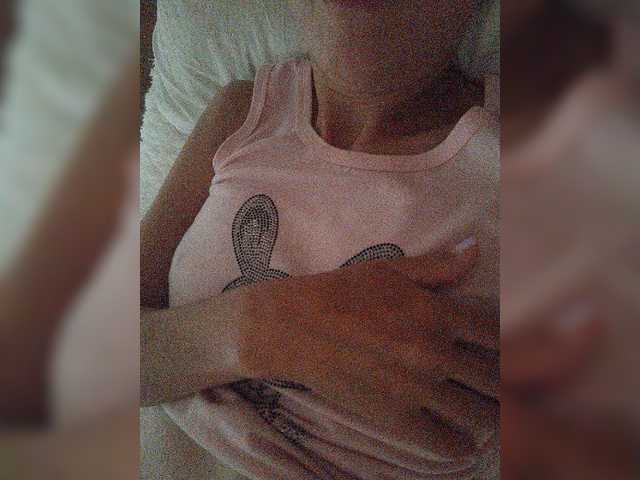 Alina-9999 live cam on BongaCams