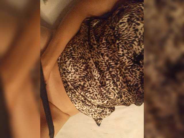 Alina-9999 live cam on BongaCams