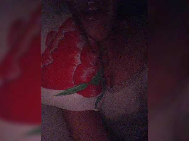 Alina-9999 live cam on BongaCams