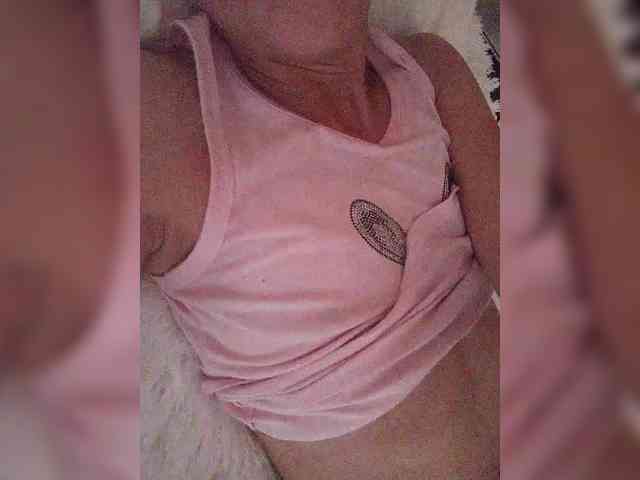 Alina-9999 webcam