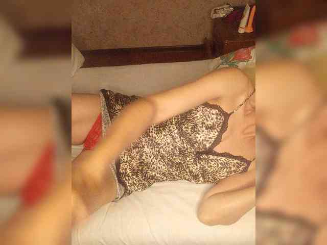 Alina-9999 webcam