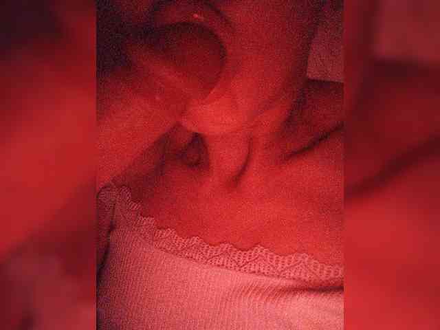 Alina-9999 webcam