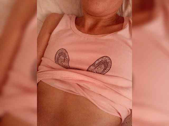 Alina-9999 webcam