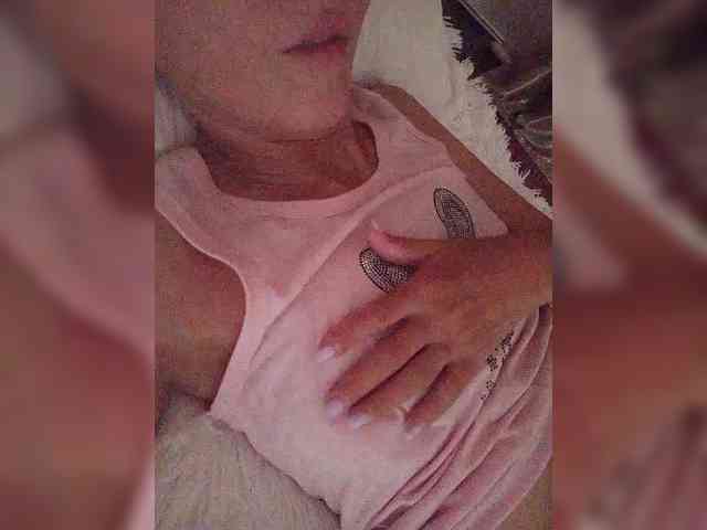 Alina-9999 webcam