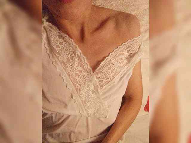 Alina-9999 webcam