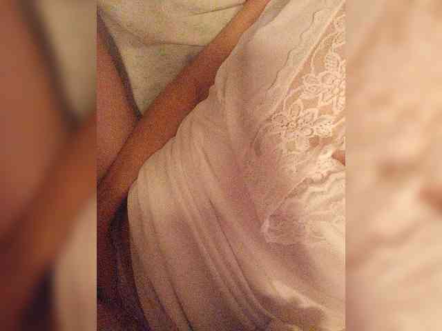 Alina-9999 webcam
