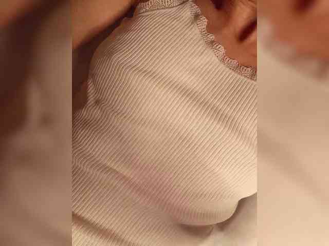 Alina-9999 webcam
