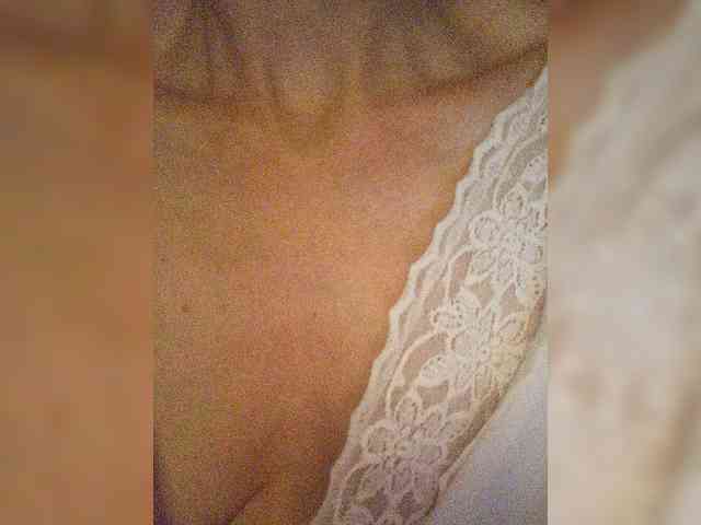 Alina-9999 webcam