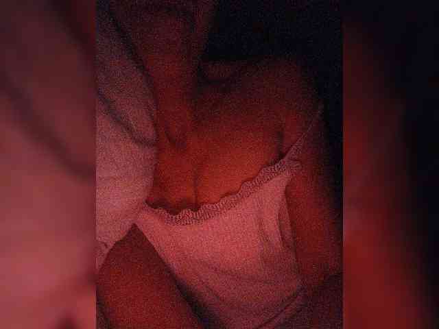 Alina-9999 webcam