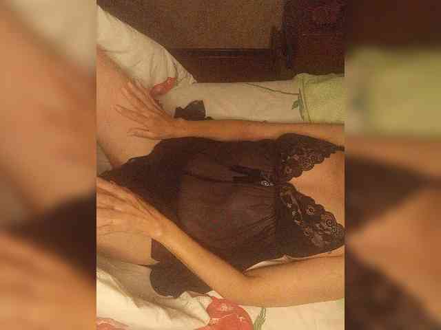 Alina-9999 webcam