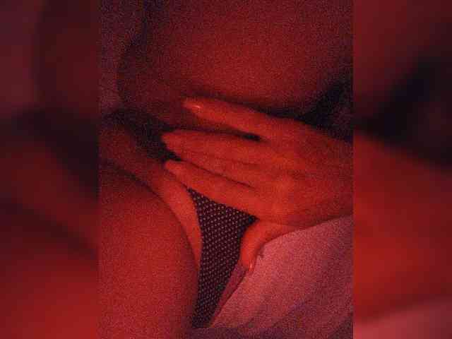 Alina-9999 webcam