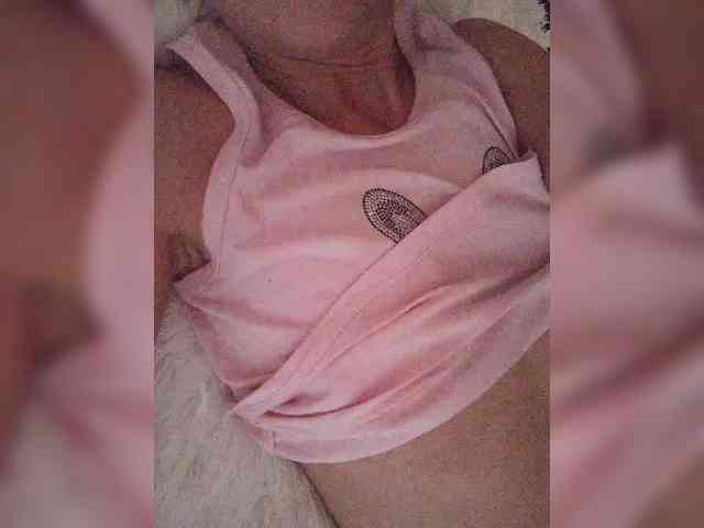 Alina-9999 webcam