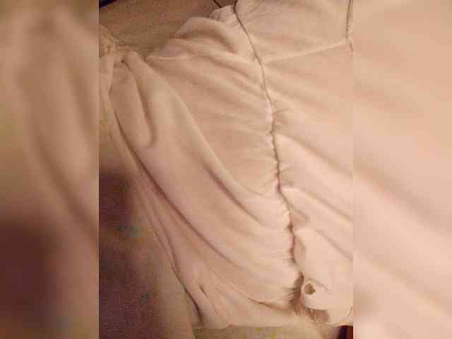 Alina-9999 webcam