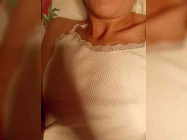 Alina-9999 webcam