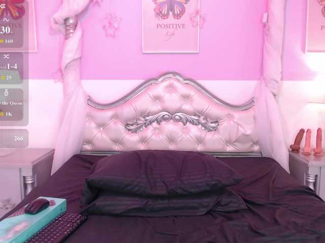 TaniaPierce live cam on BongaCams