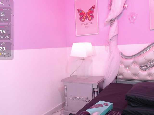 TaniaPierce live cam on BongaCams