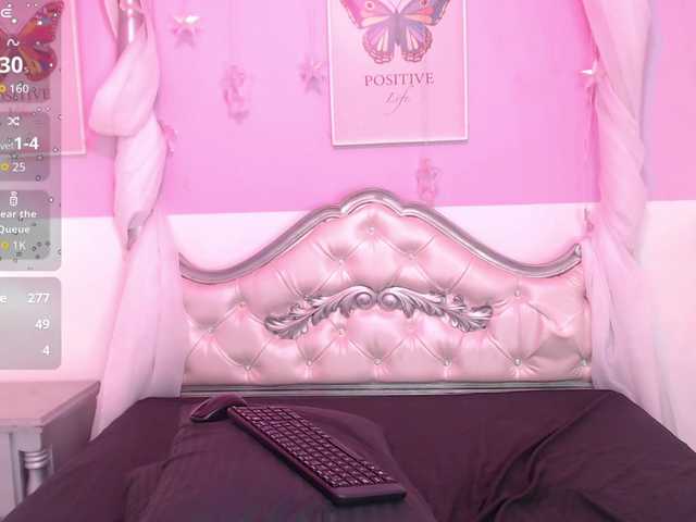 TaniaPierce live cam on BongaCams