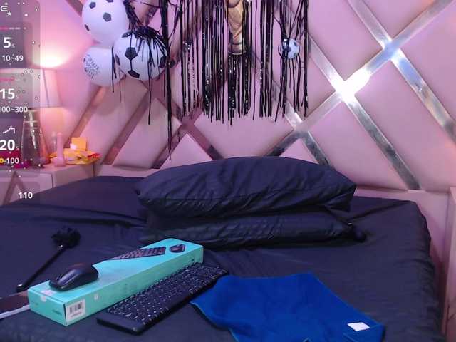 TaniaPierce live cam on BongaCams
