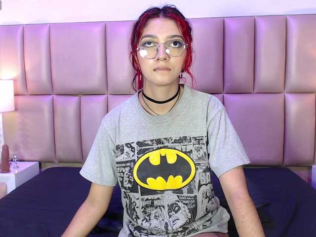 TaniaPierce live cam on BongaCams