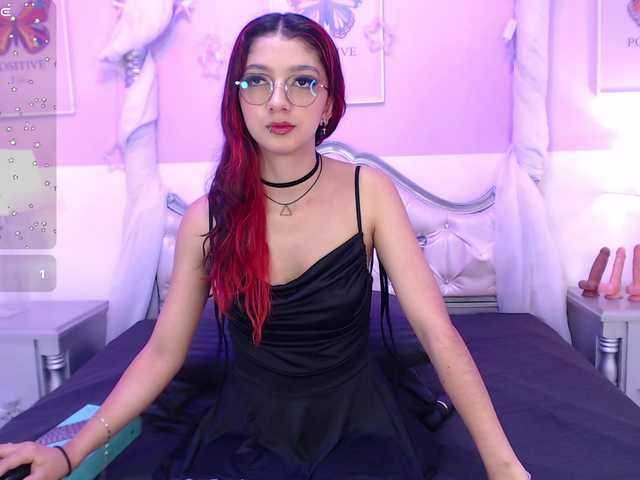 TaniaPierce live webcam show