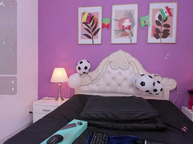 TaniaPierce live cam on BongaCams