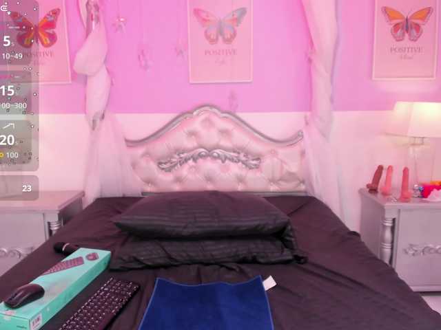 TaniaPierce live cam on BongaCams