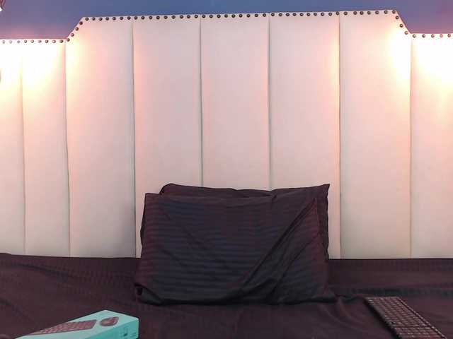 TaniaPierce live cam on BongaCams