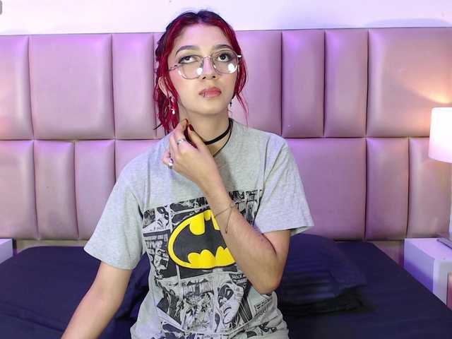 TaniaPierce live cam on BongaCams