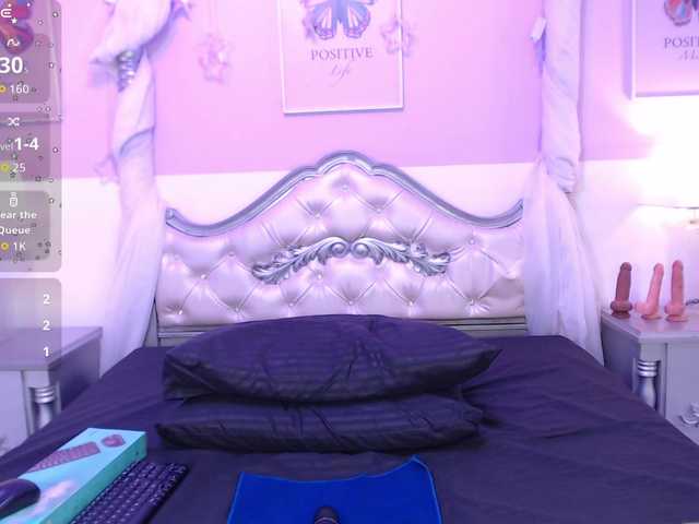 TaniaPierce live cam on BongaCams