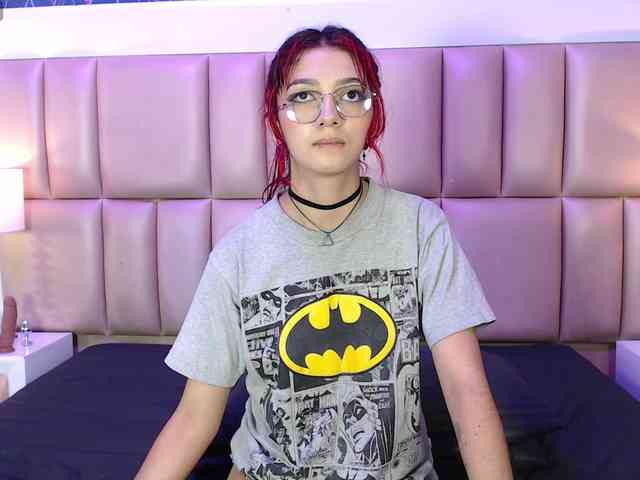 TaniaPierce webcam