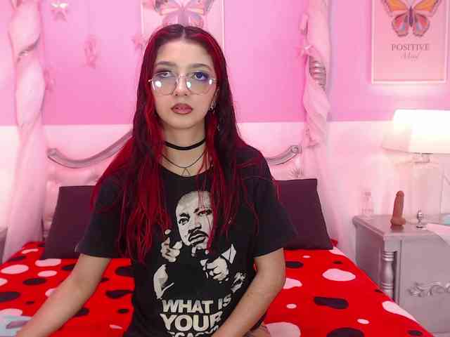 TaniaPierce webcam