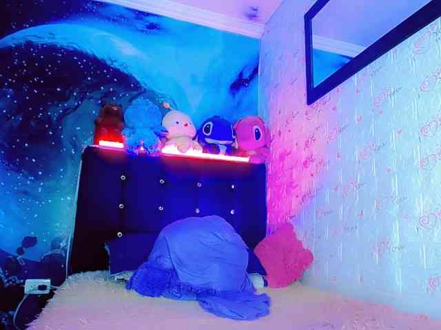 SamiraHot1 Live Webcam on BongaCams