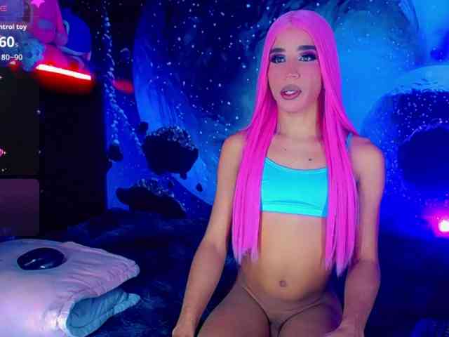 SamiraHot1 Live Webcam on BongaCams
