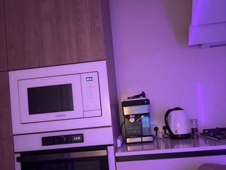 miavair Porn Show