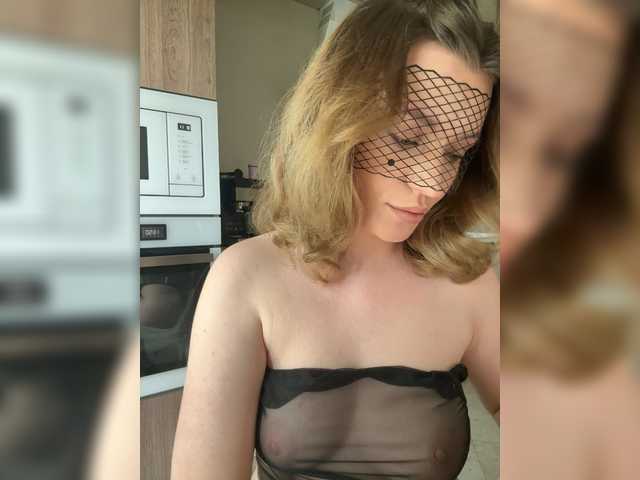 mianoir live cam on BongaCams