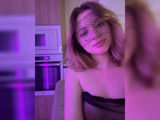 mianoir live cam on BongaCams