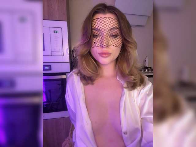 mianoir live cam on BongaCams