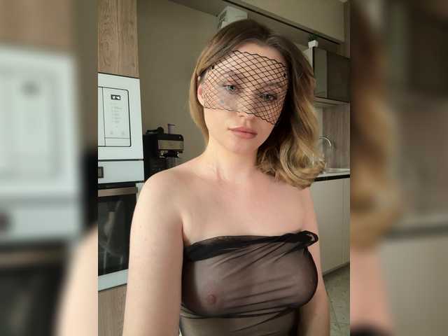 mianoir live cam on BongaCams