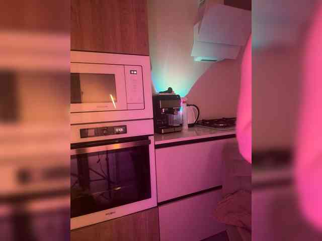 miavair webcam