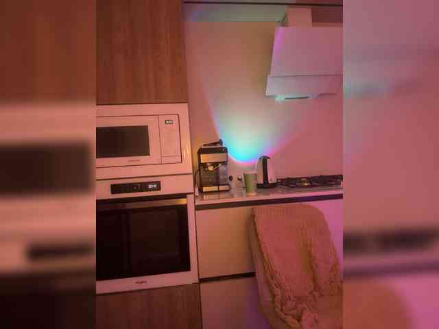 miavair webcam