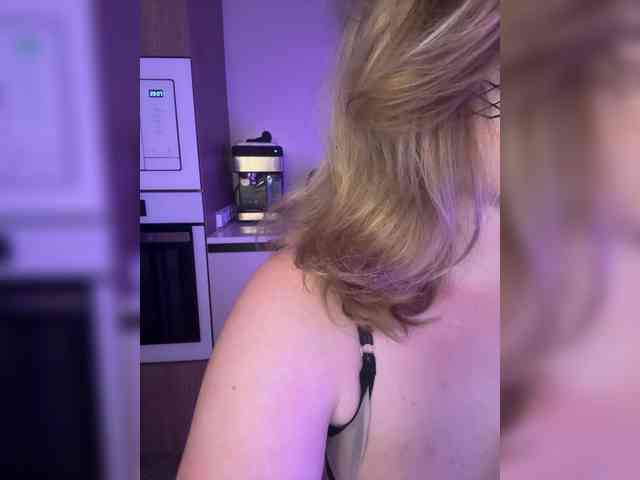 miavair webcam