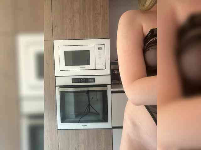 miavair webcam