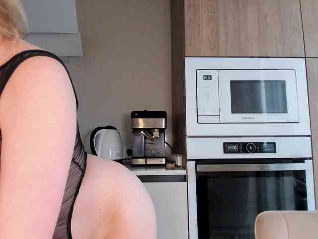 miavair webcam