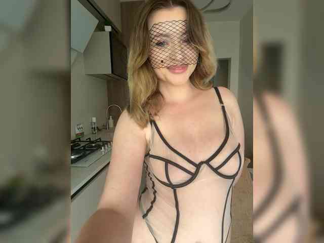 mianoir Live Webcam on BongaCams