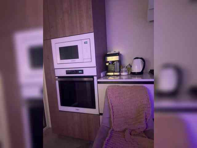 miavair webcam