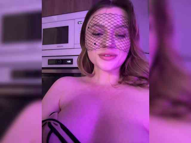 mianoir Sex Cam Show