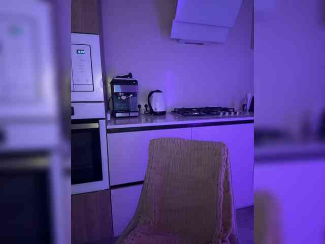 miavair webcam