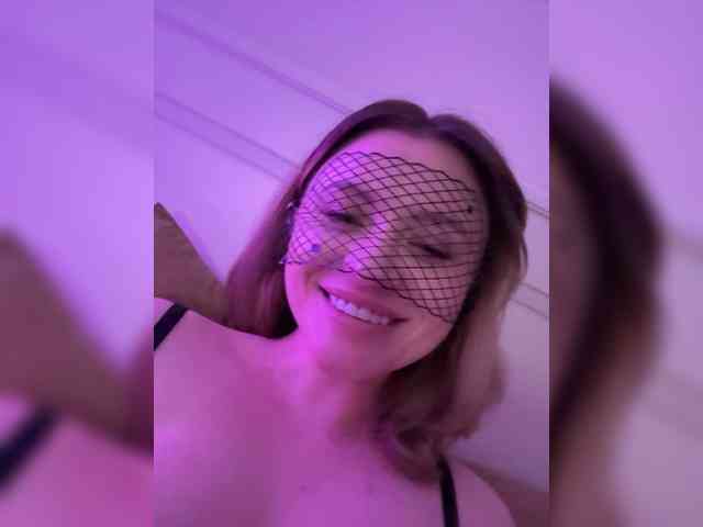 miavair webcam