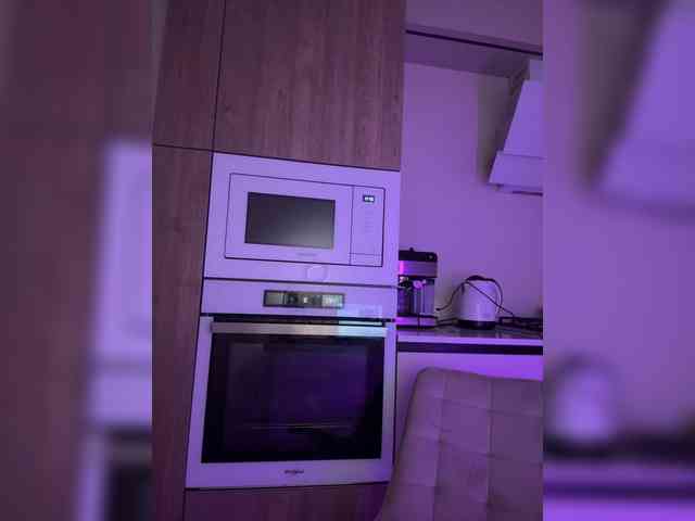 miavair webcam