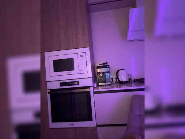 miavair webcam